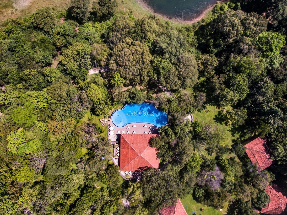 Amaya Lake Dambulla Sigiriya Exterior photo